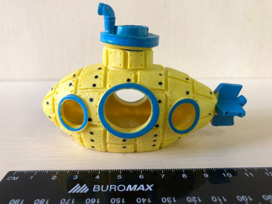 Декорація жовта субмарина 12*6*8см