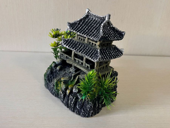 Декорация Башня 20*10*16 см