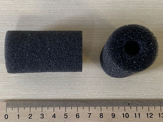Губка круглая 3х6см черная