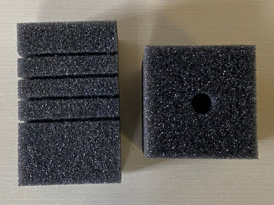 Губка прямокутна  9х9х15см крупнопориста рифлена